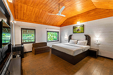 Shangrila Jungle Resort Cottages Suite AC Room best Deals here - Executive Room